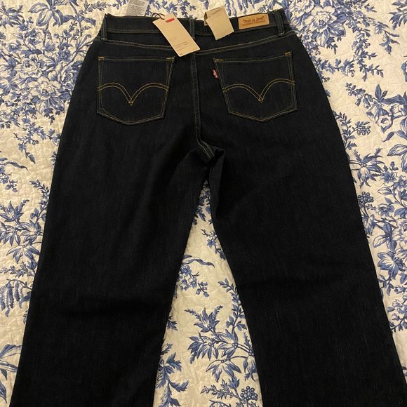 Levi’s 512 Bootcut Jeans - Picture 4 of 5